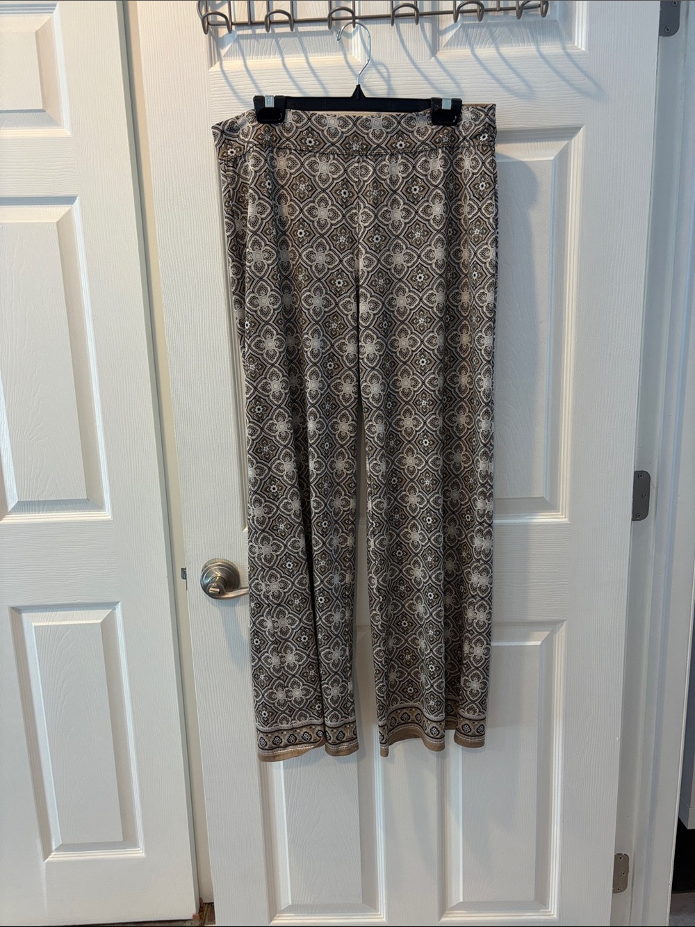 Max Edition Black &Tan Printed Wide-Leg Pants